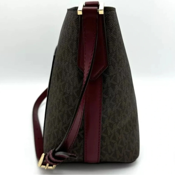 Like New Michael Kors Brown & Red Signature Bucket Bag Purse + Matching Wallet - Picture 8 of 10